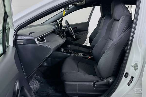 2023 Toyota COROLLA ASCENT SPORT MZEA12R
