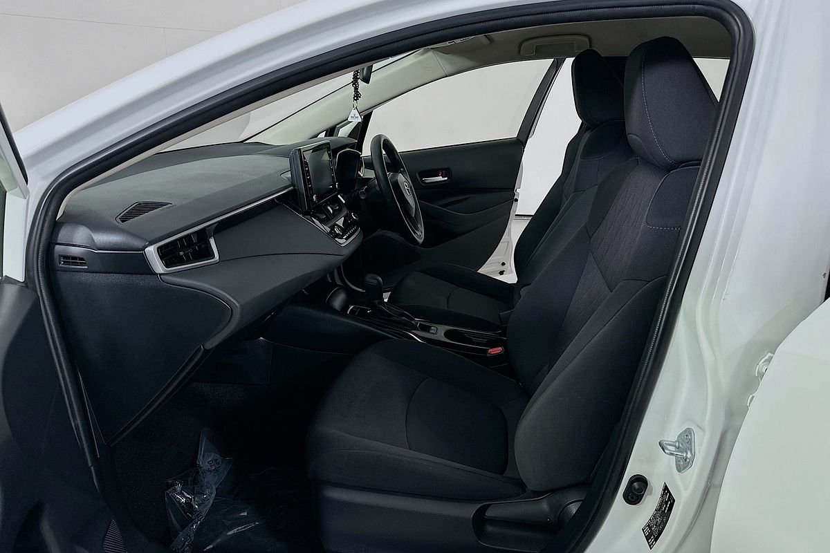 2021 Toyota COROLLA Ascent Sport MZEA12R