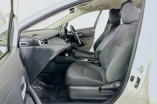 2021 Toyota COROLLA ASCENT SPORT MZEA12R