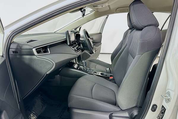2021 Toyota COROLLA ASCENT SPORT MZEA12R
