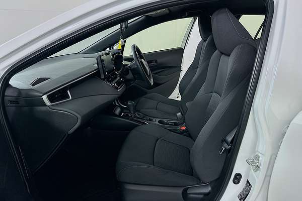 2022 Toyota COROLLA ASCENT SPORT MZEA12R