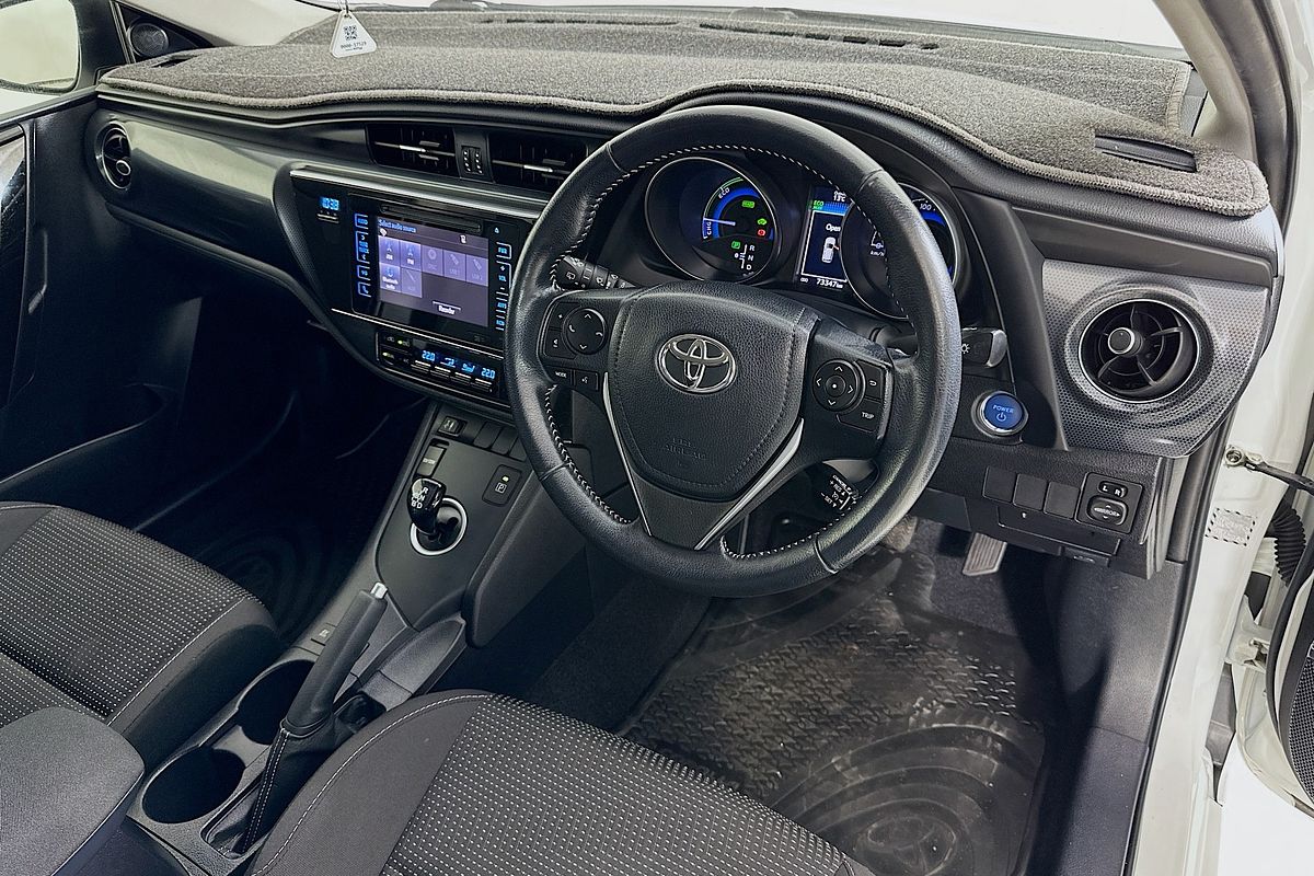 2018 Toyota COROLLA HYBRID ZWE186R MY16