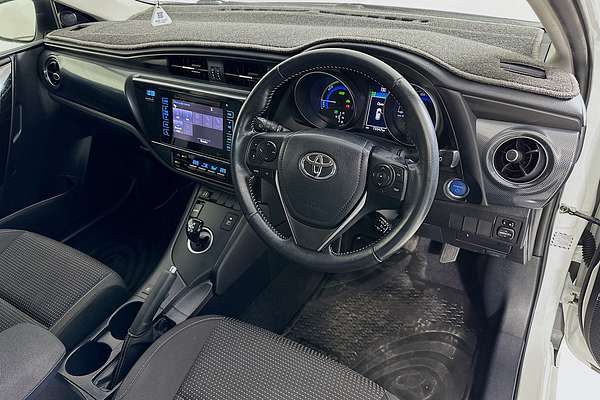 2018 Toyota COROLLA HYBRID ZWE186R MY16