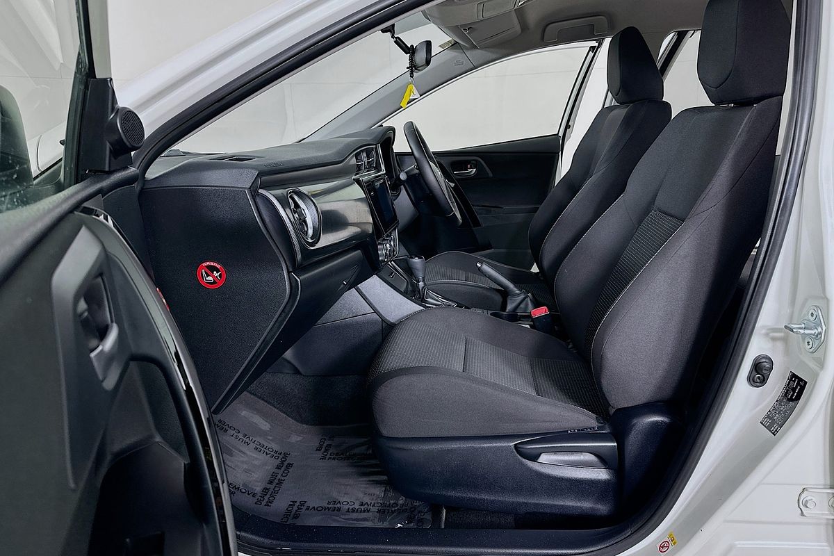 2015 Toyota COROLLA ASCENT SPORT ZRE182R