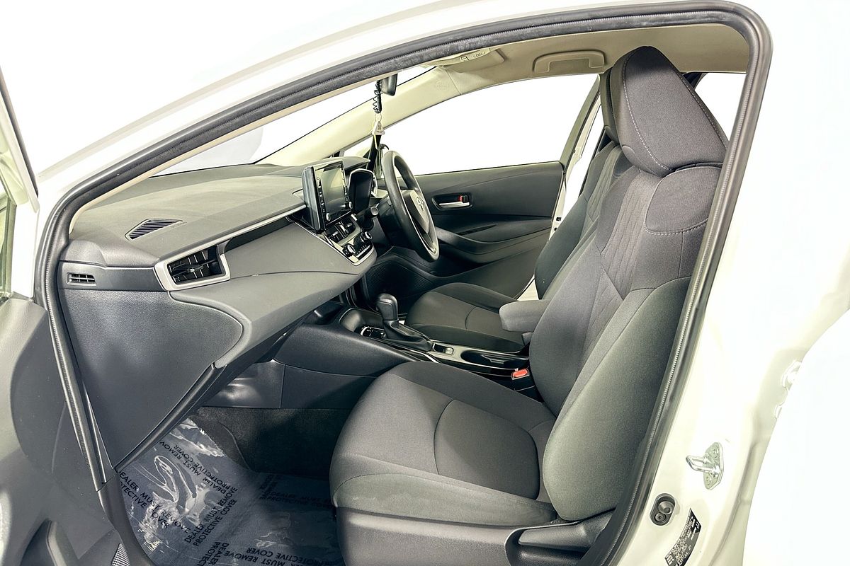 2021 Toyota COROLLA ASCENT SPORT MZEA12R
