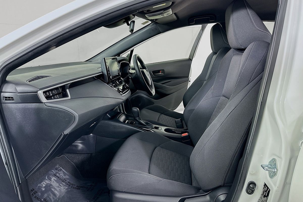 2022 Toyota COROLLA ASCENT SPORT MZEA12R