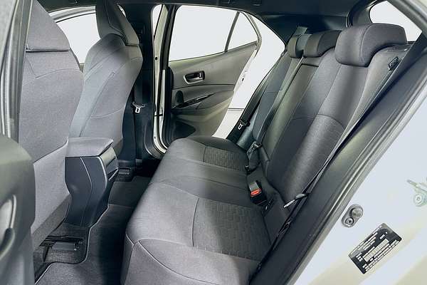 2018 Toyota COROLLA ASCENT SPORT MZEA12R