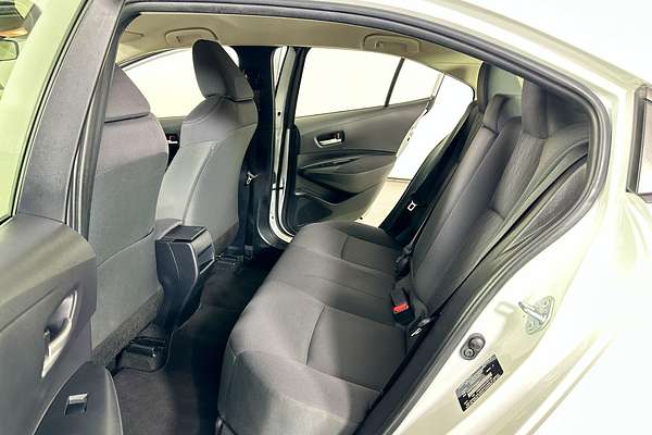2021 Toyota COROLLA ASCENT SPORT MZEA12R