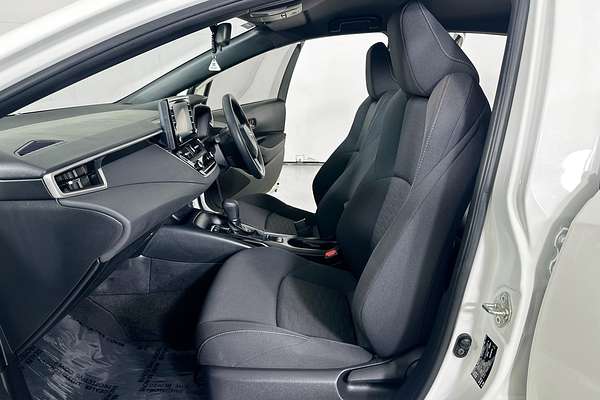 2022 Toyota COROLLA ASCENT SPORT HYBRID ZWE211R