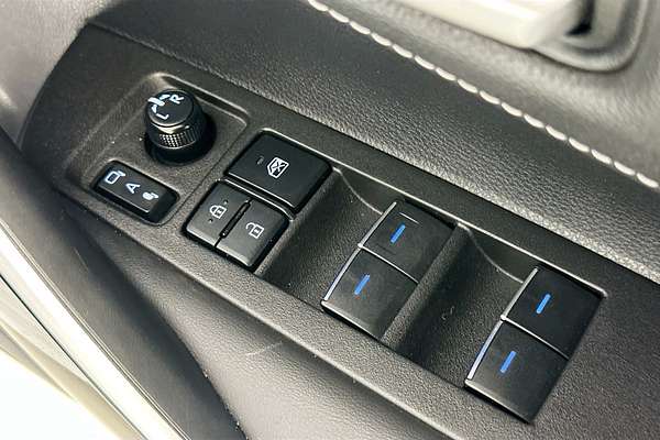 2022 Toyota COROLLA ZR HYBRID ZWE211R