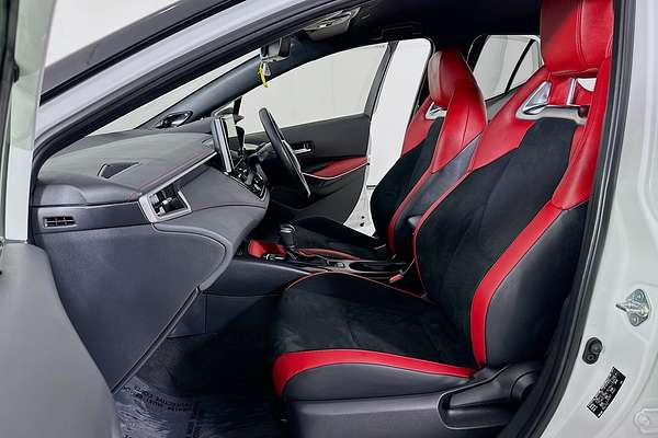 2023 Toyota COROLLA ZR HYBRID ZWE219R