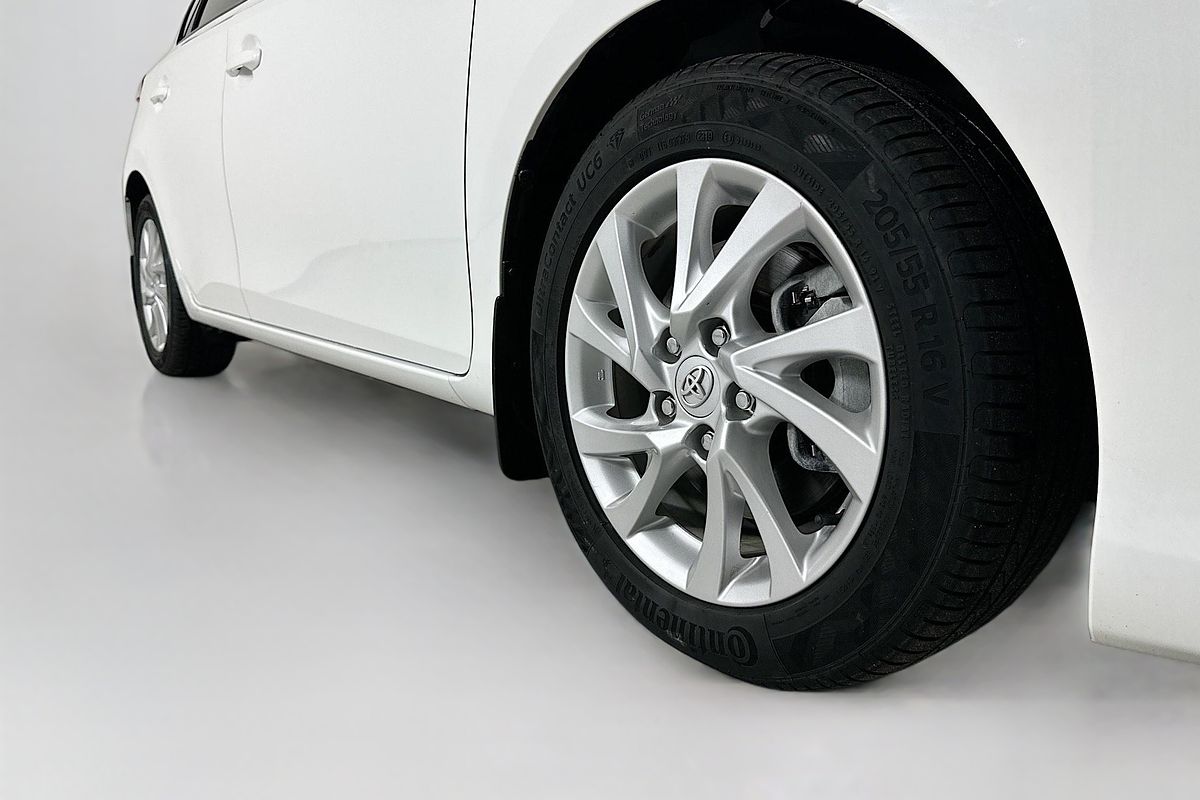 2017 Toyota COROLLA HYBRID ZWE186R MY16