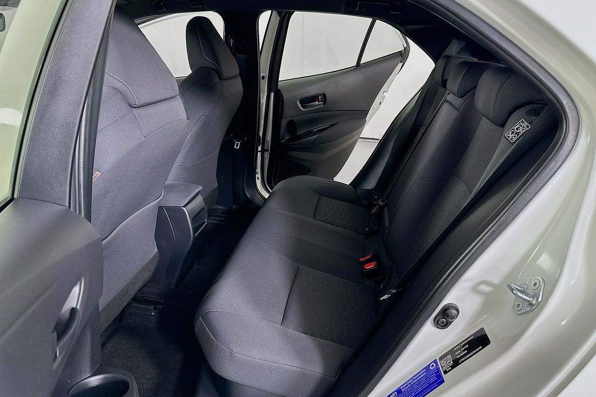 2022 Toyota COROLLA ASCENT SPORT HYBRID ZWE211R