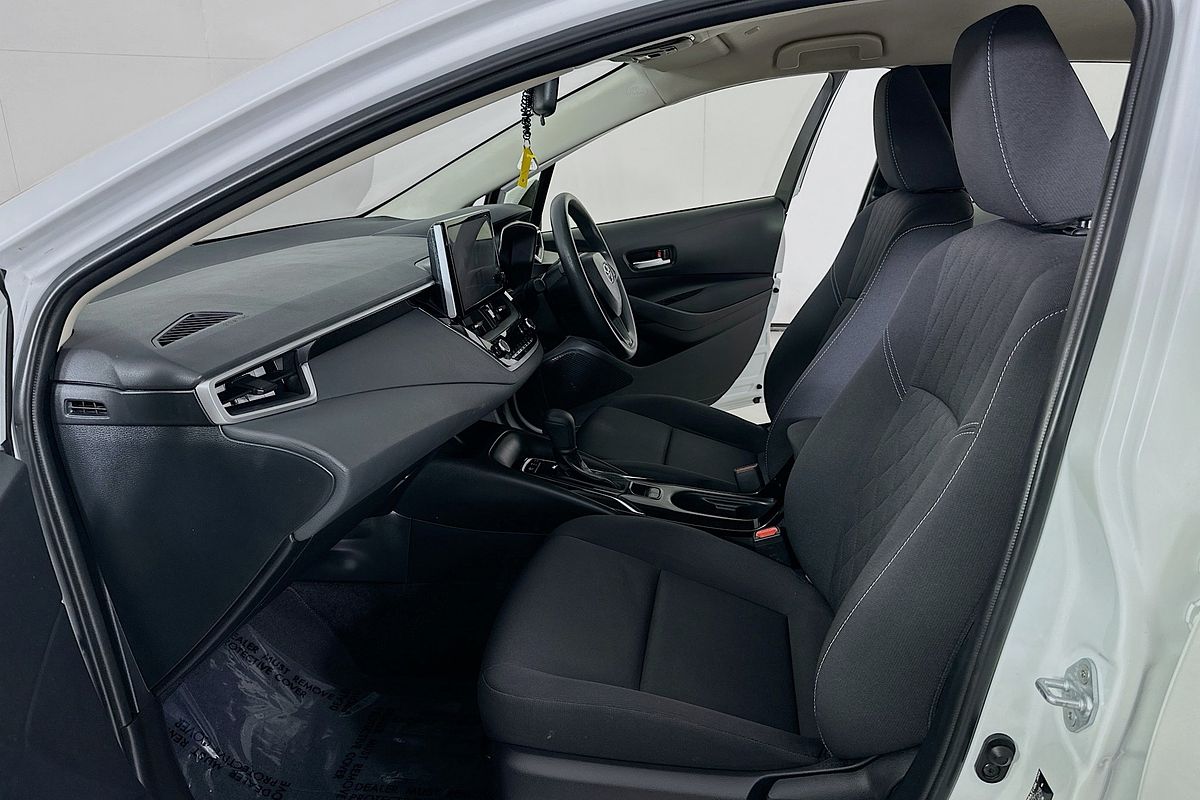 2022 Toyota COROLLA ASCENT SPORT HYBRID ZWE211R