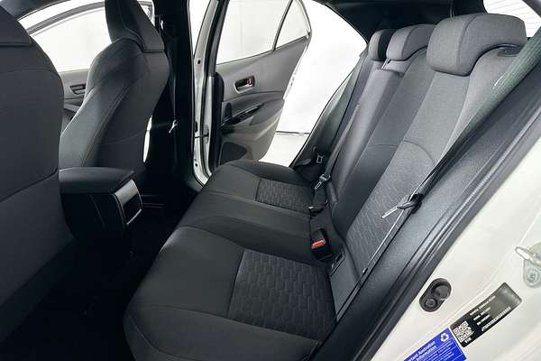 2022 Toyota COROLLA ASCENT SPORT HYBRID ZWE211R