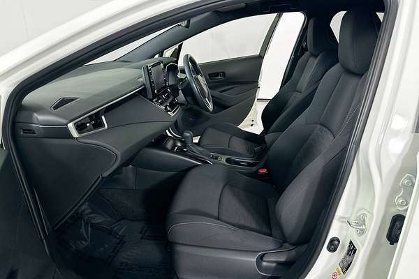 2020 Toyota COROLLA ASCENT SPORT HYBRID ZWE211R