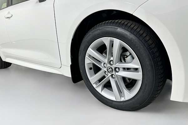 2018 Toyota COROLLA ASCENT SPORT MZEA12R