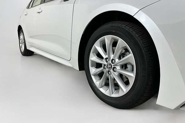 2022 Toyota COROLLA ASCENT SPORT MZEA12R