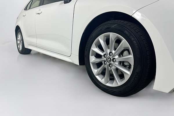 2021 Toyota COROLLA ASCENT SPORT MZEA12R