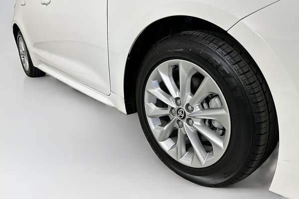 2021 Toyota COROLLA ASCENT SPORT MZEA12R