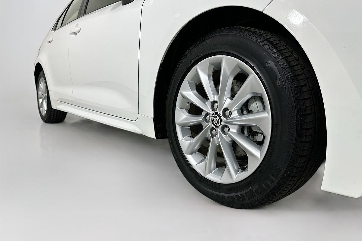 2021 Toyota COROLLA ASCENT SPORT MZEA12R