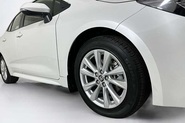 2023 Toyota COROLLA ASCENT SPORT MZEA12R