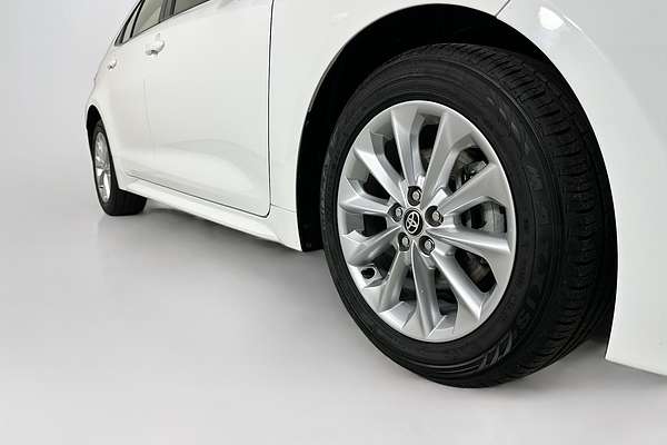 2021 Toyota COROLLA ASCENT SPORT MZEA12R