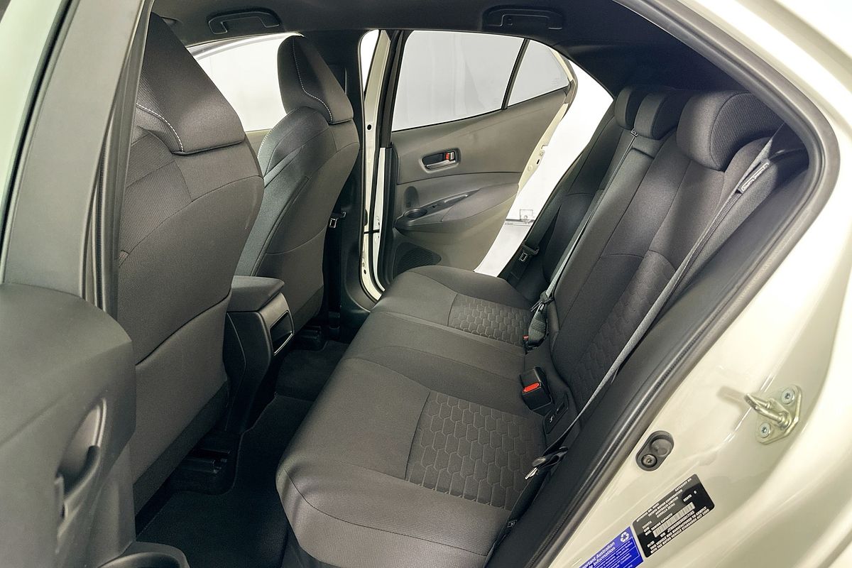 2020 Toyota COROLLA ASCENT SPORT HYBRID ZWE211R