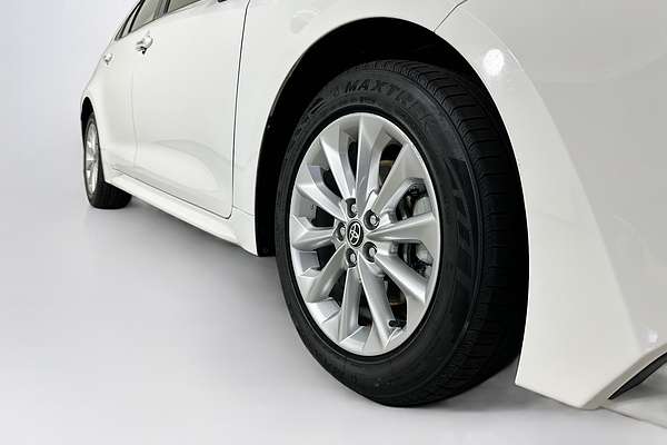 2021 Toyota COROLLA ASCENT SPORT MZEA12R