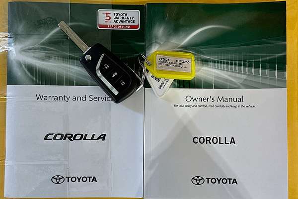 2021 Toyota COROLLA ASCENT SPORT MZEA12R