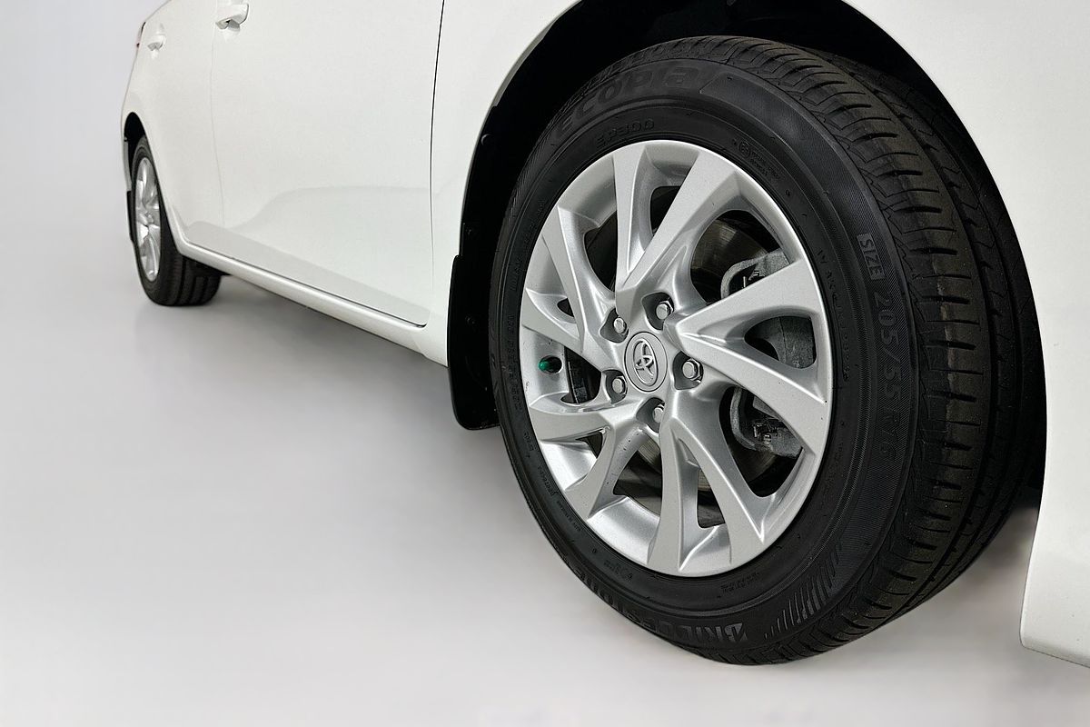 2018 Toyota COROLLA HYBRID ZWE186R MY16