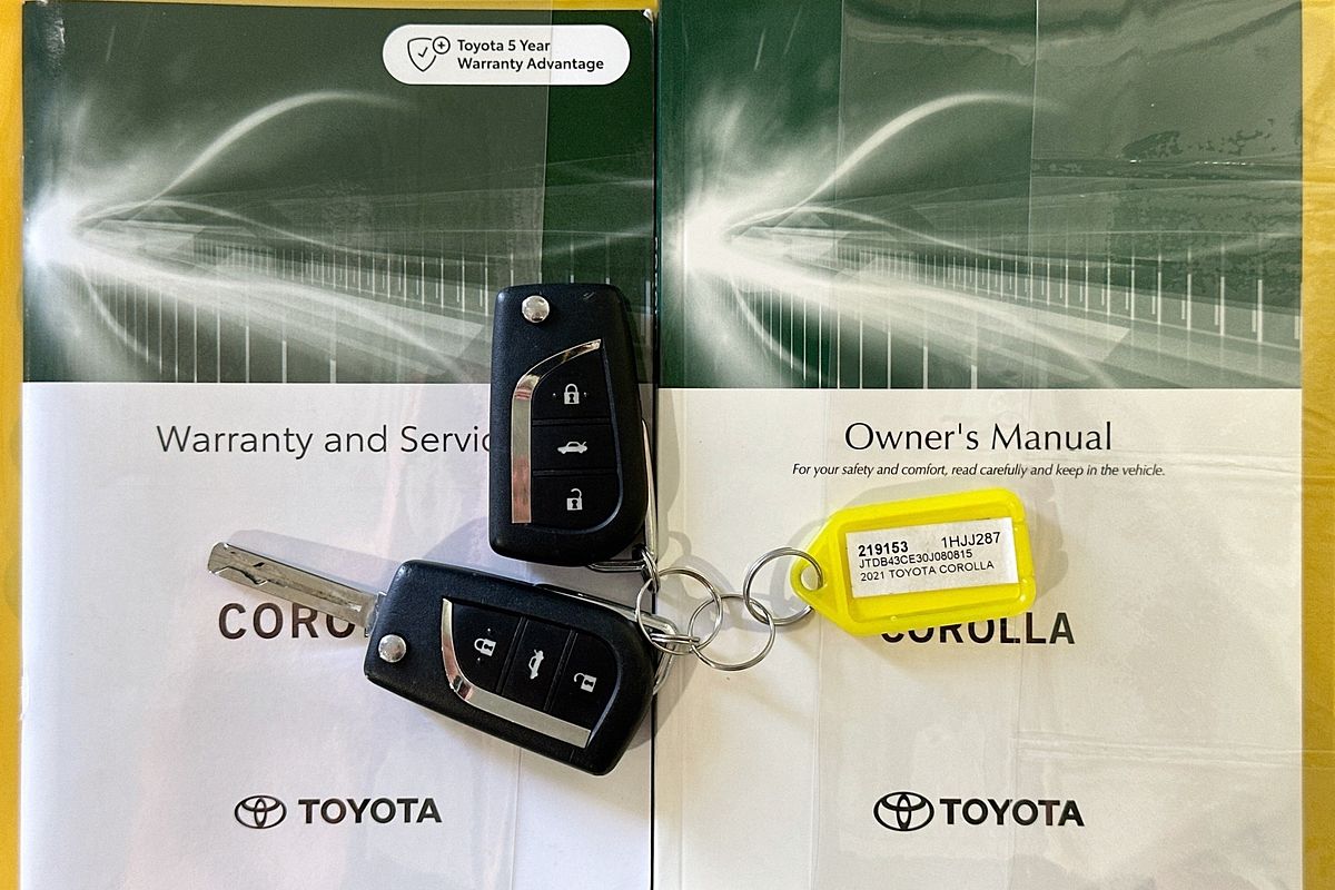 2021 Toyota COROLLA ASCENT SPORT MZEA12R