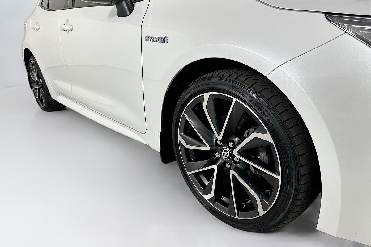 2022 Toyota COROLLA ZR HYBRID ZWE211R