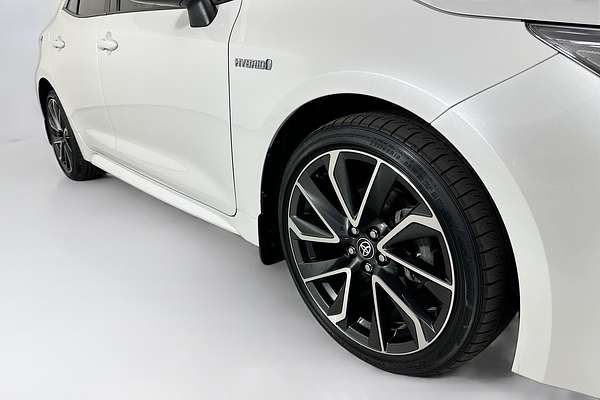 2022 Toyota COROLLA ZR HYBRID ZWE211R