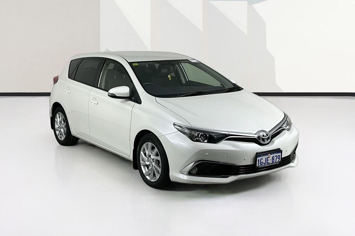 2017 Toyota COROLLA Ascent Sport ZRE182R