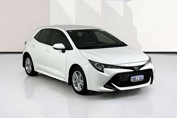 2020 Toyota COROLLA ASCENT SPORT MZEA12R