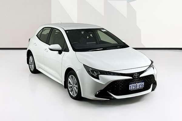2024 Toyota COROLLA ASCENT SPORT MZEA12R