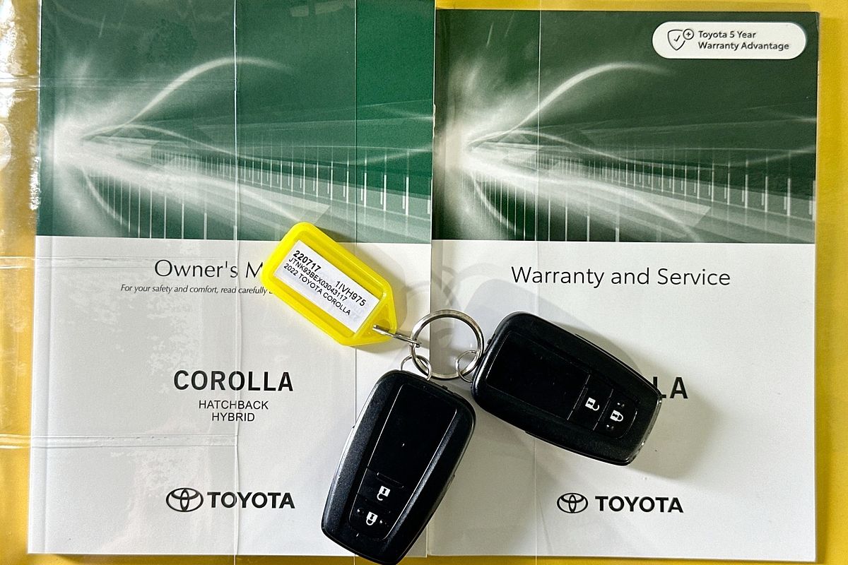 2022 Toyota COROLLA ZR HYBRID ZWE211R