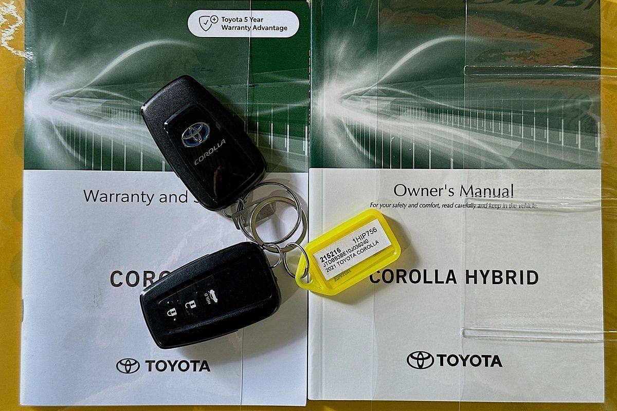 2021 Toyota COROLLA SX HYBRID ZWE211R