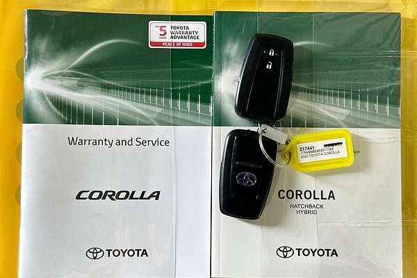 2020 Toyota COROLLA ASCENT SPORT HYBRID ZWE211R