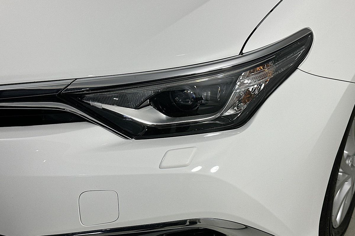 2018 Toyota COROLLA HYBRID ZWE186R MY16