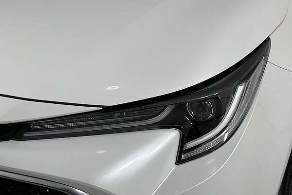 2022 Toyota COROLLA ZR HYBRID ZWE211R