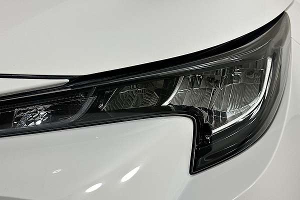 2021 Toyota COROLLA SX HYBRID ZWE211R