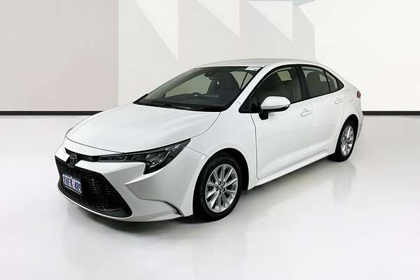 2021 Toyota COROLLA ASCENT SPORT MZEA12R