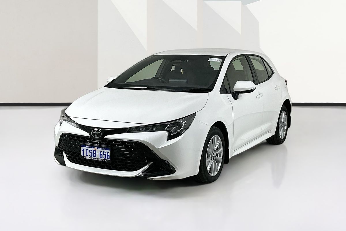 2024 Toyota COROLLA ASCENT SPORT MZEA12R