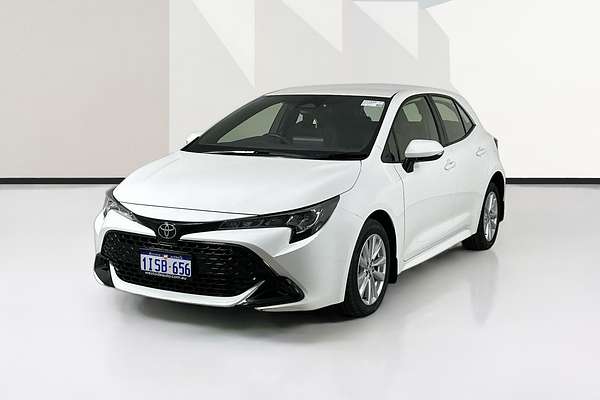 2024 Toyota COROLLA ASCENT SPORT MZEA12R