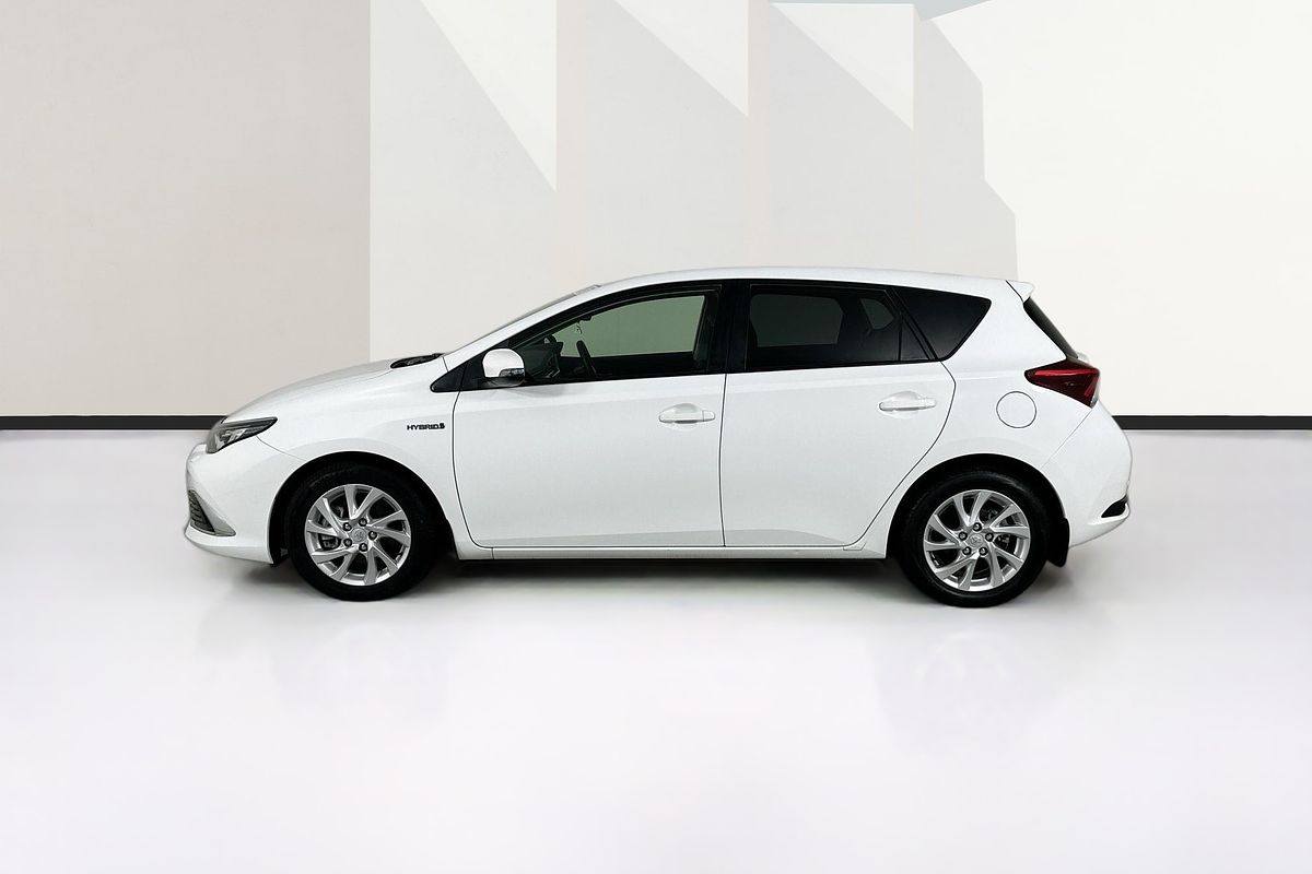 2017 Toyota COROLLA HYBRID ZWE186R MY16