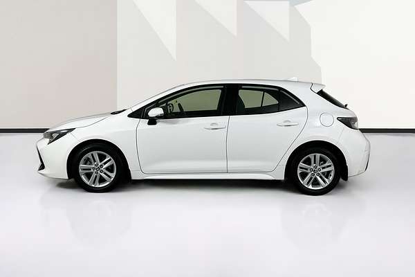 2022 Toyota COROLLA ASCENT SPORT MZEA12R
