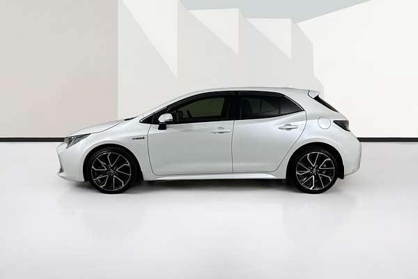 2022 Toyota COROLLA ZR HYBRID ZWE211R