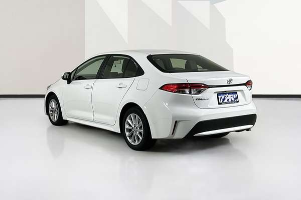 2021 Toyota COROLLA ASCENT SPORT MZEA12R